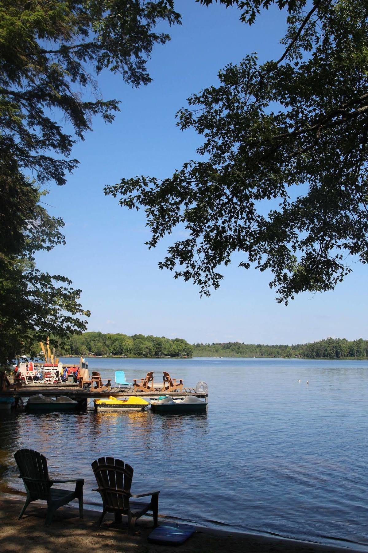 Black Lake Cabins Torrance Buitenkant foto
